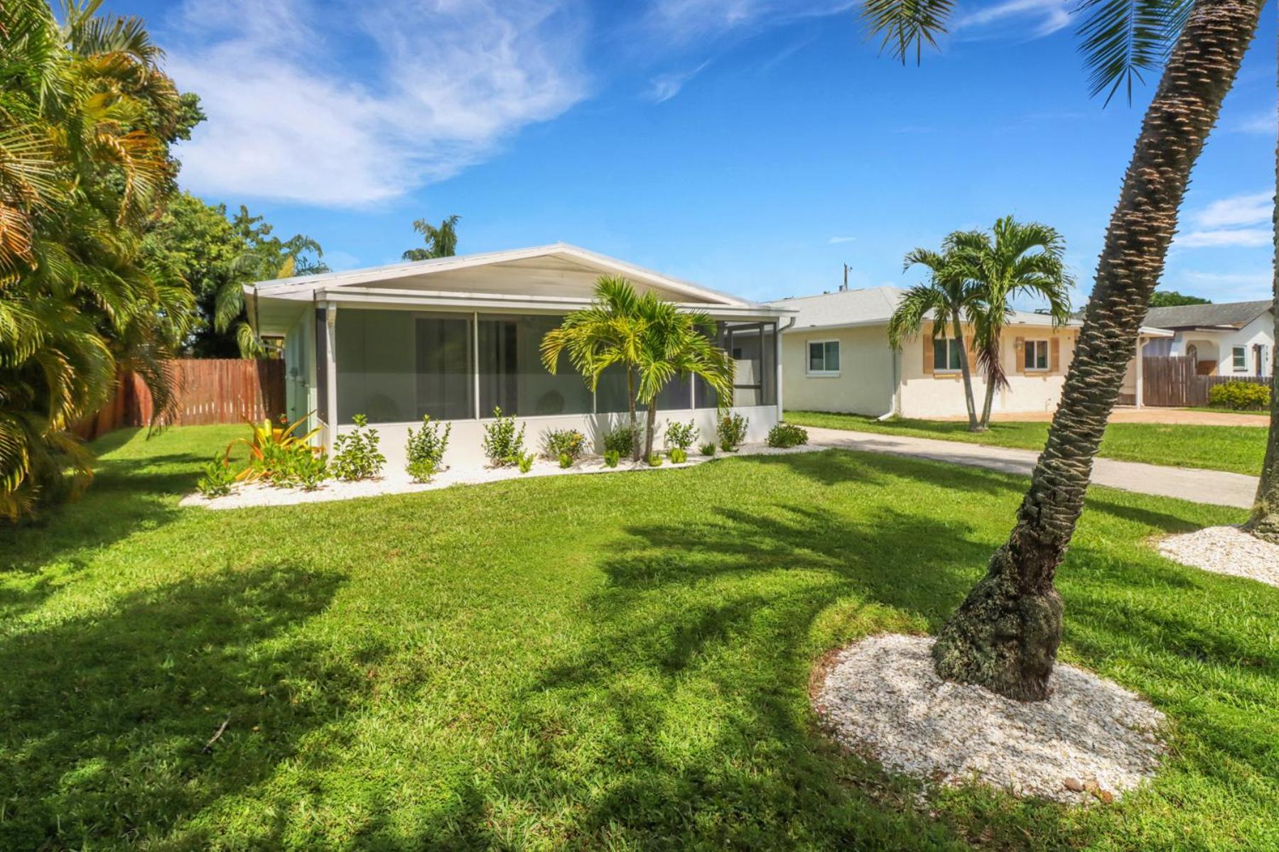 Little Beach House W/ Pool&Spa - 5 Minutes To Vanderbilt Beach North North Naples Eksteriør bilde